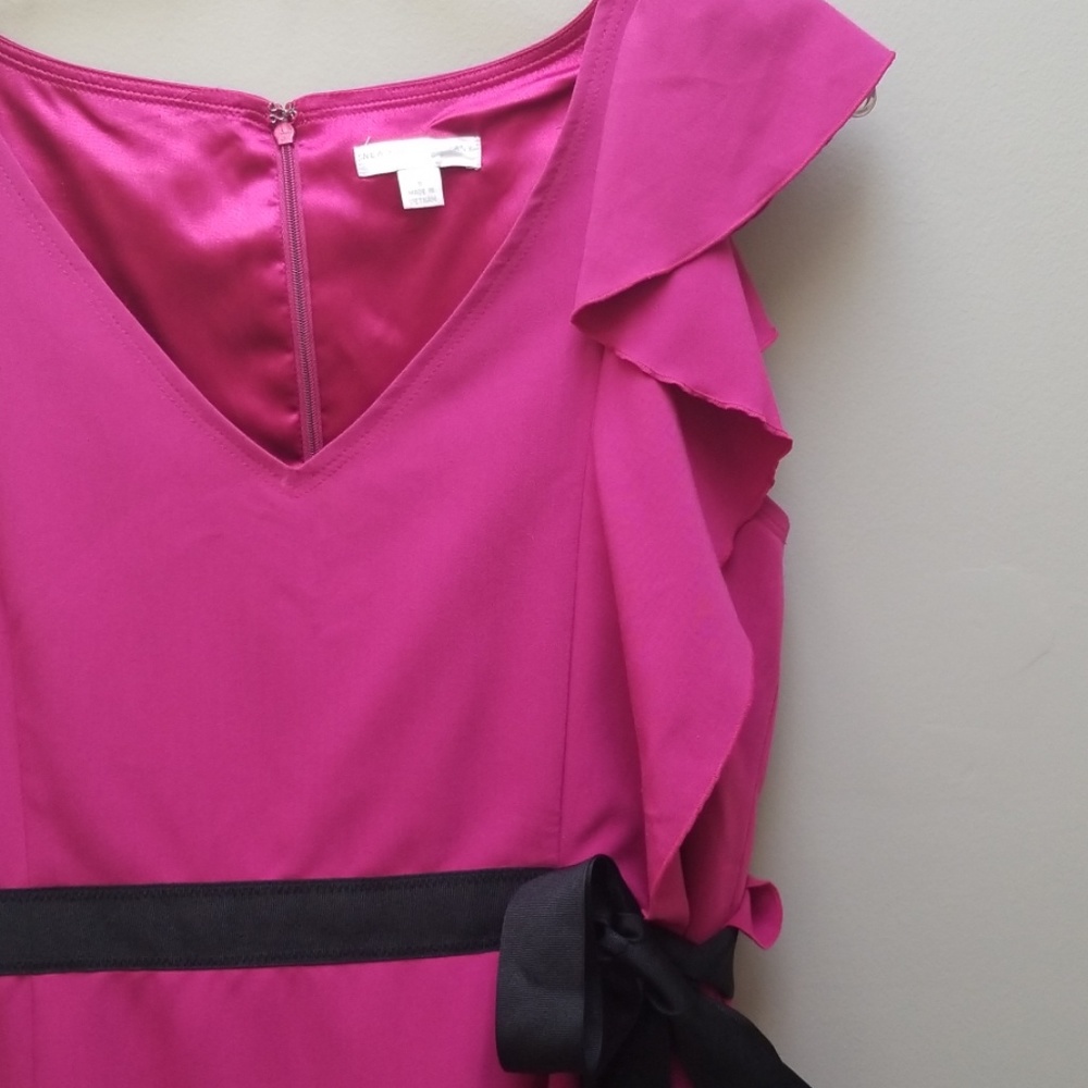 NY&CO stretch magenta short dress size 8